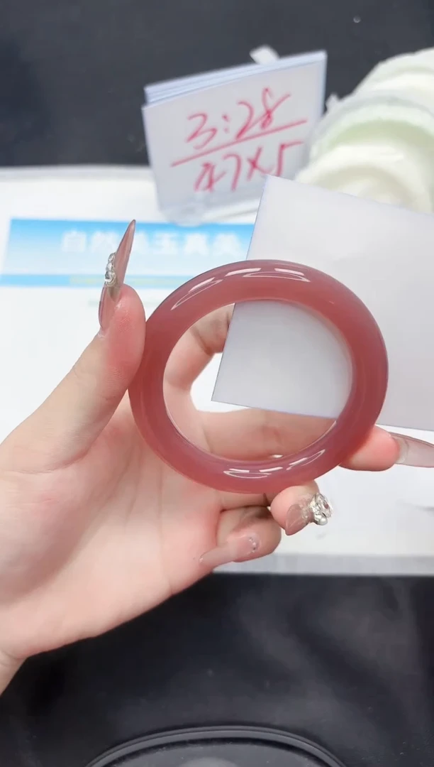 【闪购商品】石英质玉手镯未镶嵌398-54.8