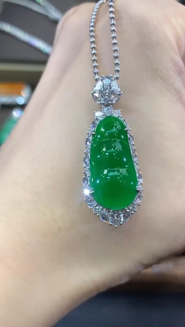 吊坠(不含链)18K金镶嵌翡翠C20