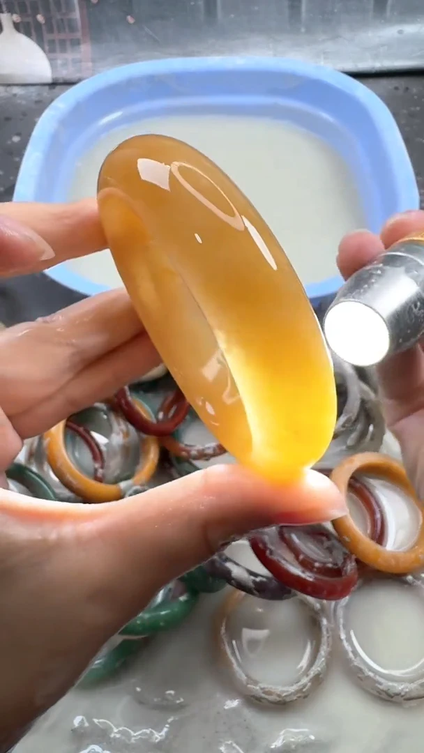 石英质玉手镯未镶嵌49