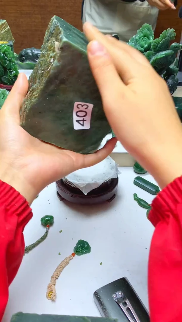 未镶嵌和田玉摆件11