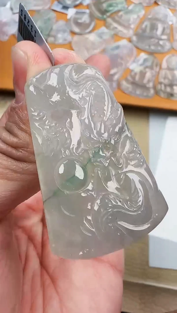 【闪购商品】翡翠颈饰未镶嵌缅甸天然翡翠