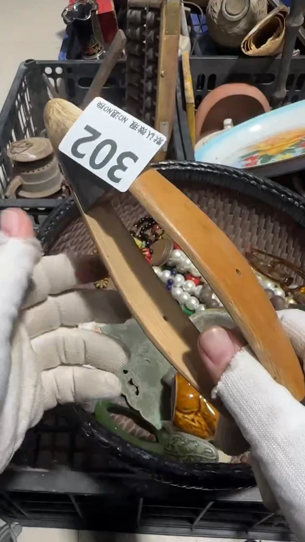 无非金属傲*亿容工艺品302