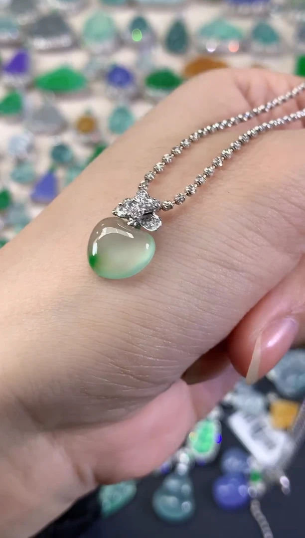 吊坠(不含链)18K金镶嵌翡翠A867|16800