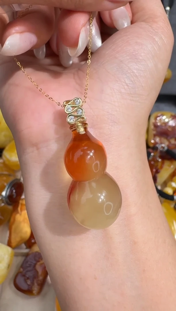 裸石琥珀未镶嵌半**林琥珀