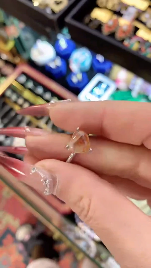 【闪购商品】瓷片楚楚中古珠宝甄选不退换