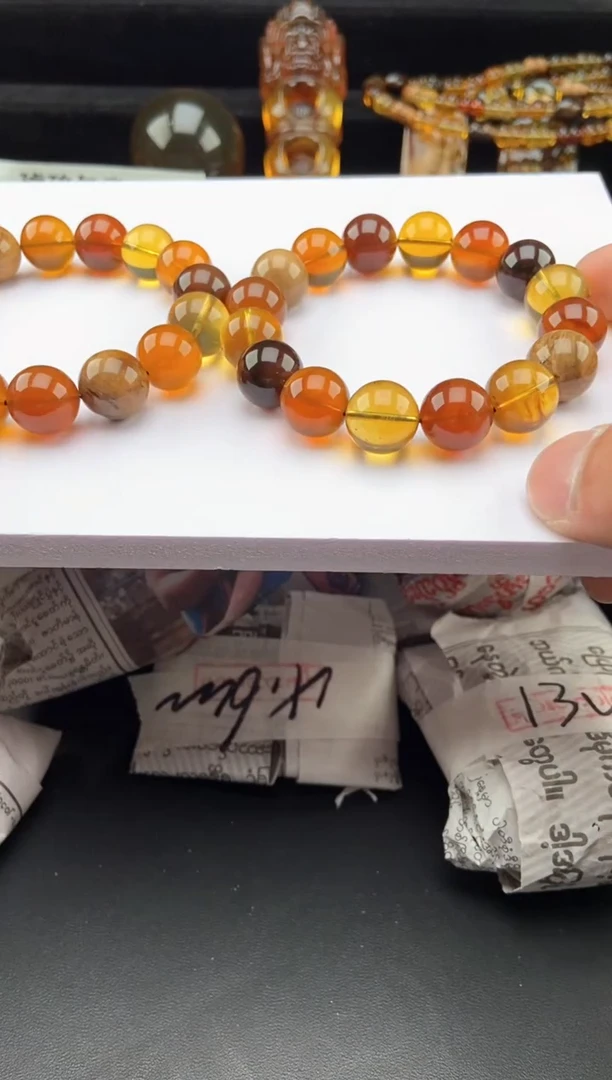 【闪购商品】琥珀手链未镶嵌多宝手串【多样性发货其中一】