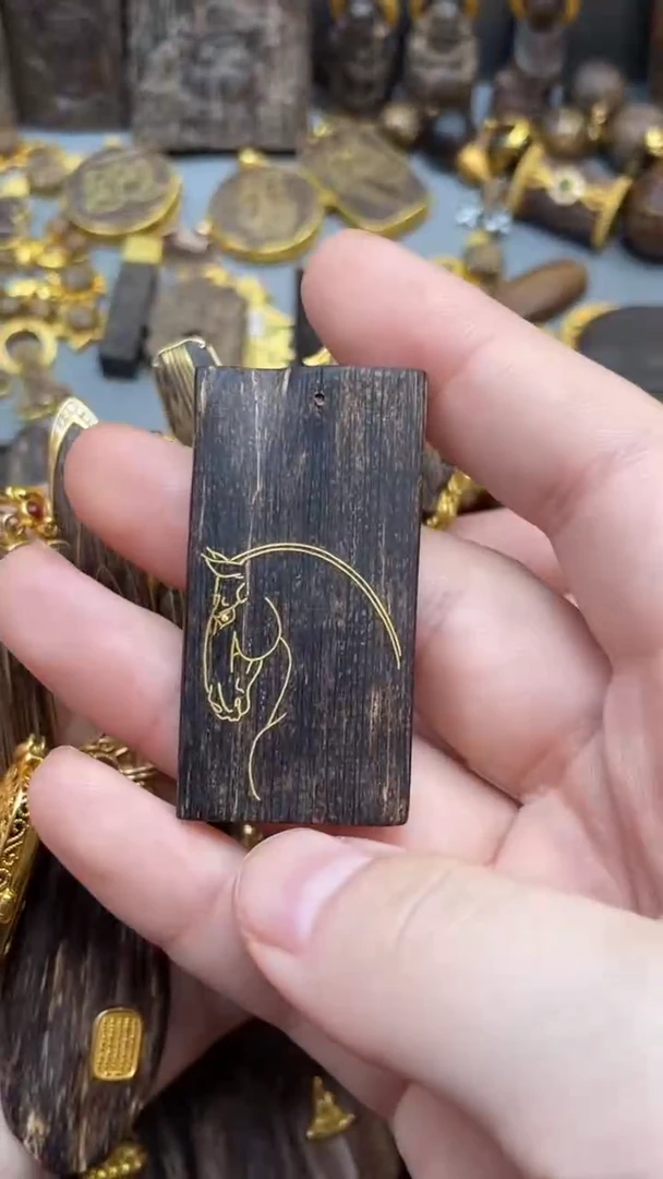 沉香吊坠沉香吊坠1030