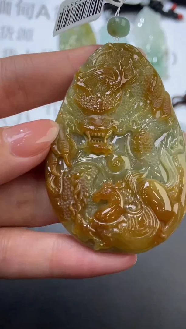 未镶嵌挂件翡翠372484  多人