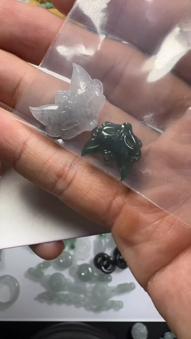 翡翠未镶嵌颈饰【闪购商品】 天然翡翠