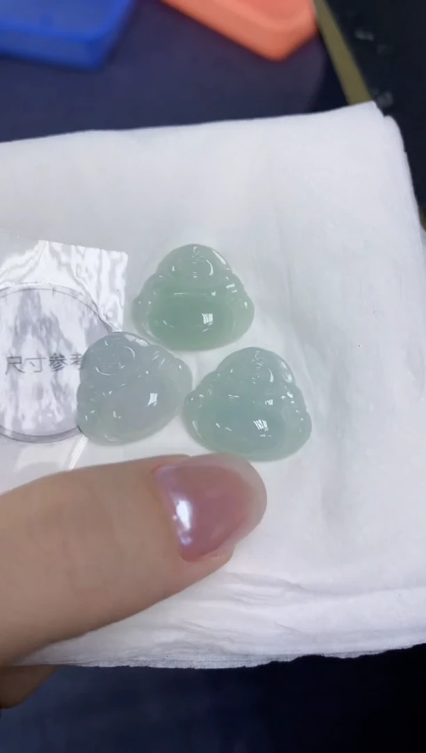 翡翠未镶嵌颈饰天然缅甸翡翠A货多样性发其一