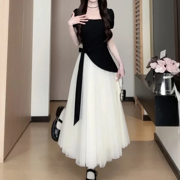 芷蕾微胖mm撞色时尚褶皱收腰设计裙子夏季大码气质轻奢显瘦连衣裙