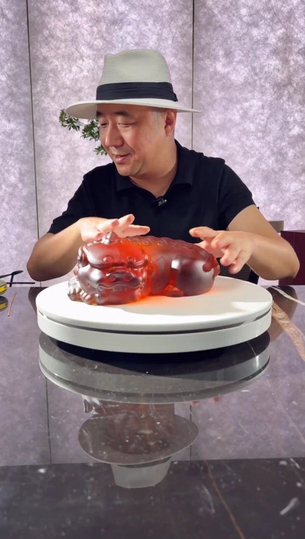 摆件璨石美学蜜蜡卧福貔貅