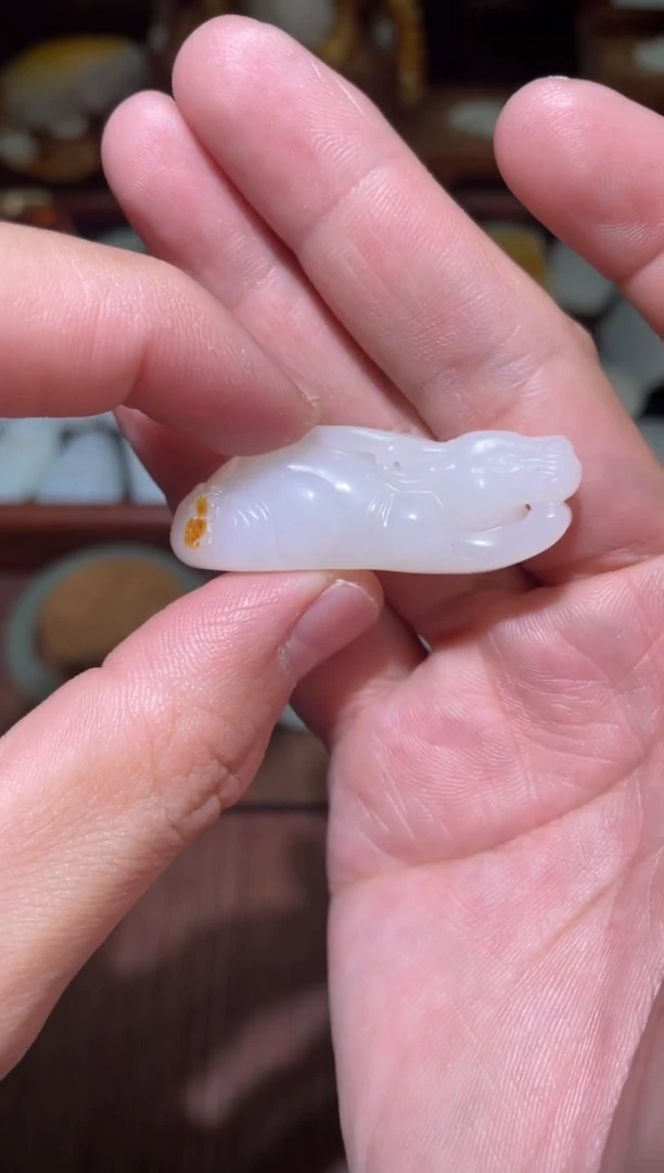 未镶嵌和田玉挂件鹿