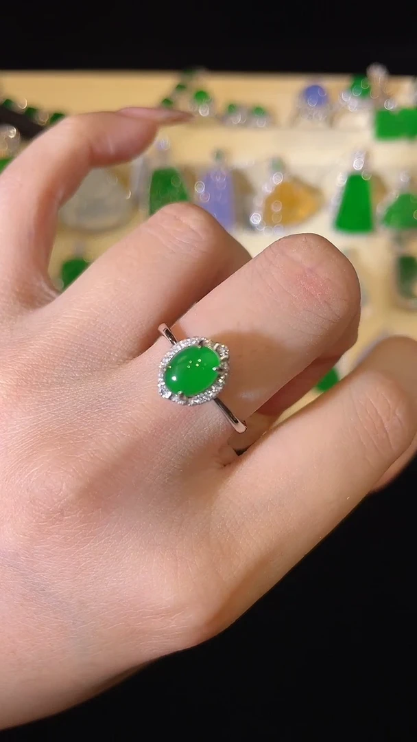 翡翠戒指银S925镶嵌天然翡翠A货