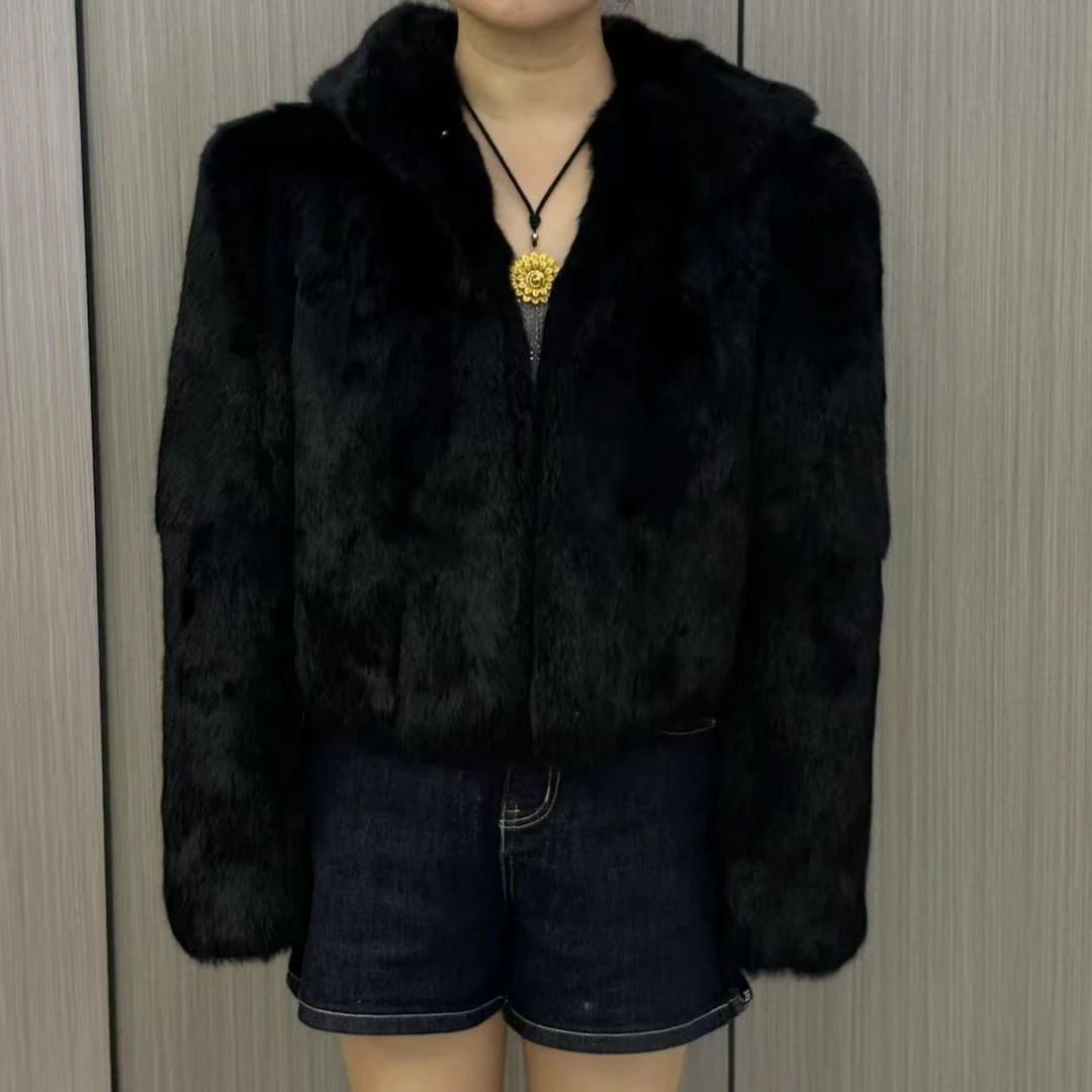 女极简风常规连帽短款通勤风帕斯条黑色系风