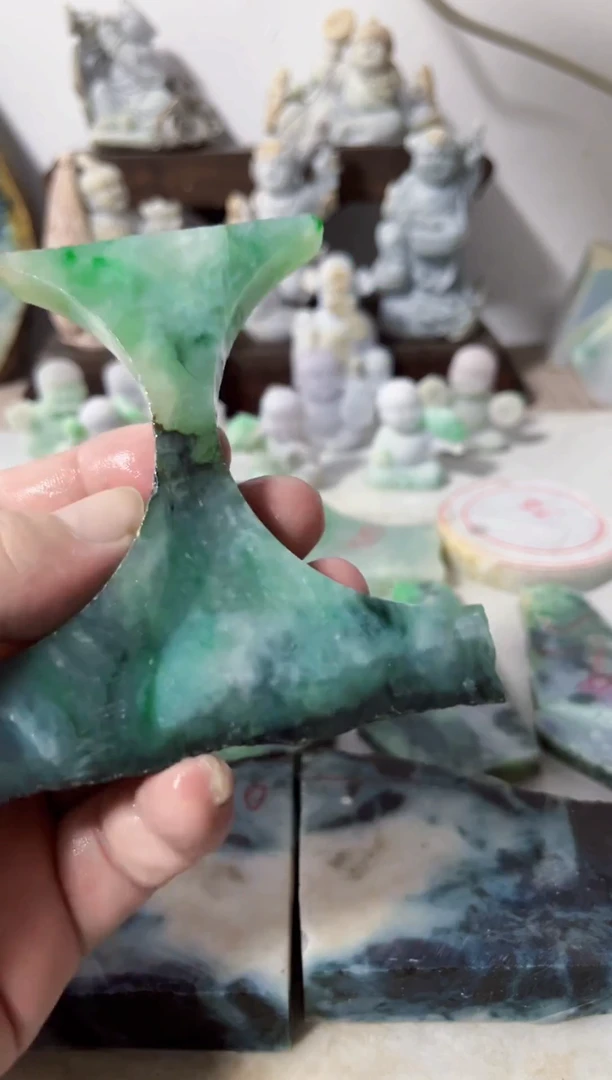 【闪购商品】翡翠吊坠(不含链)未镶嵌A1227