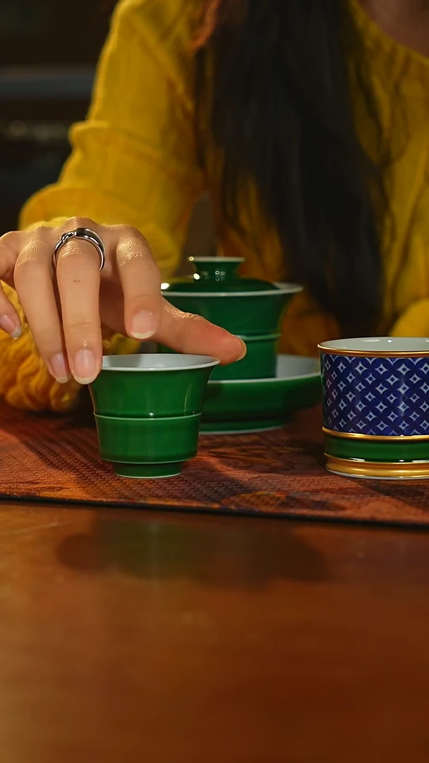 瓷片竹节马蹄杯