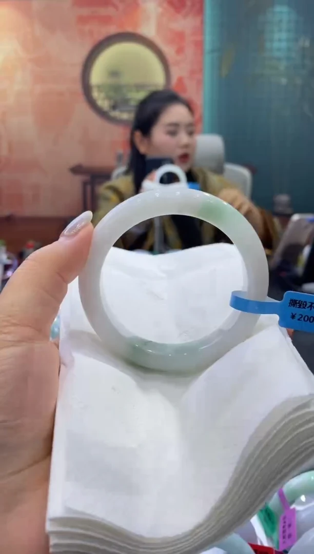 未镶嵌手镯翡翠多人00010392