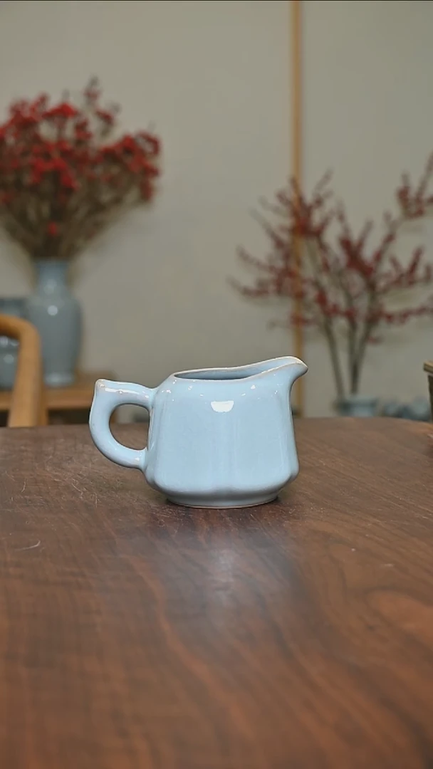 【闪购商品】其他六方公道杯微瑕 天青釉 朱家款