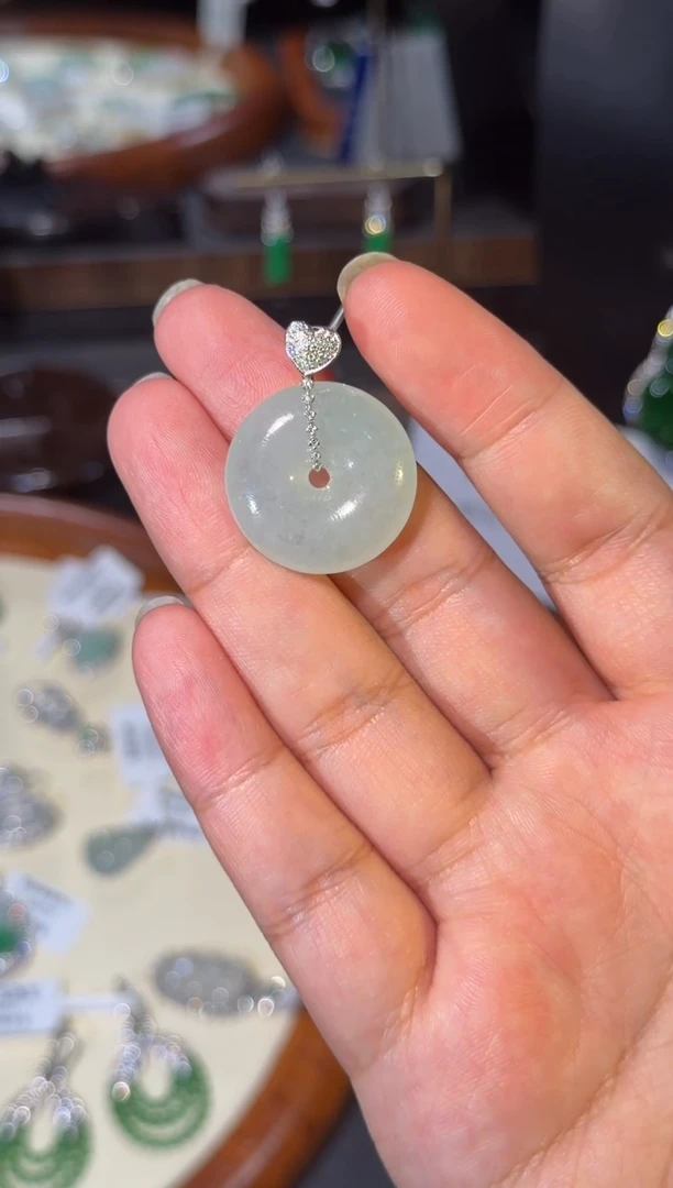 吊坠(不含链)18K金镶嵌翡翠天然A货翡翠/083