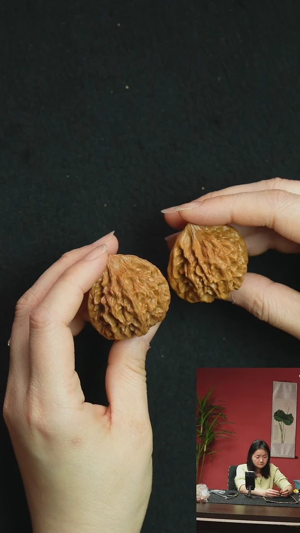 【闪购商品】文玩核桃把件38龙门涧