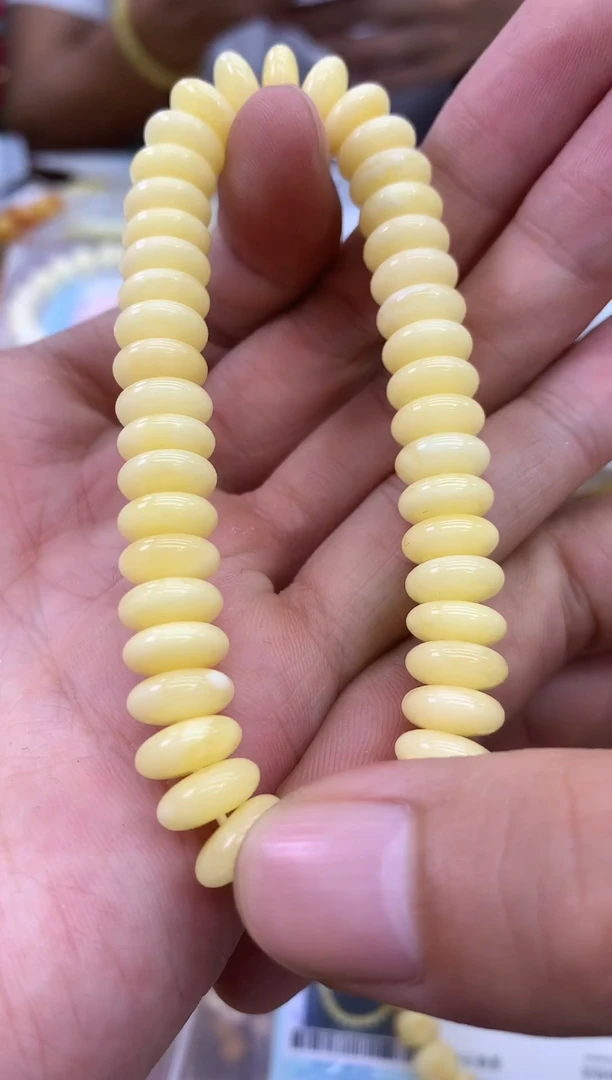 裸石蜜蜡未镶嵌手串