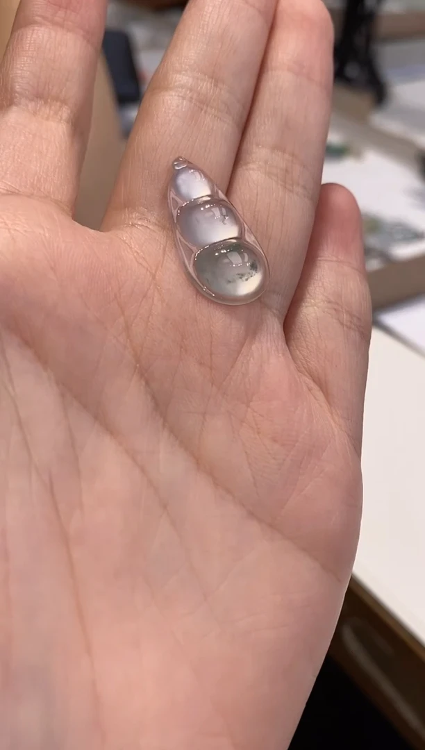 颈饰未镶嵌翡翠豆子