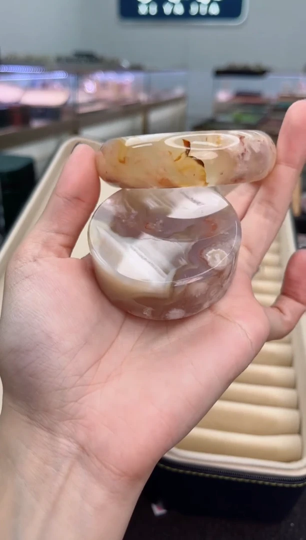 石英质玉手镯未镶嵌58圈口（赠品镯心）3425595