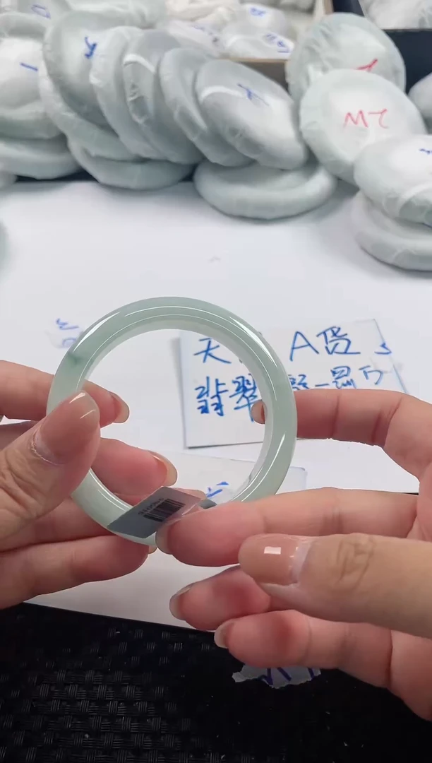 未镶嵌手镯翡翠基地发货H 8022  54+