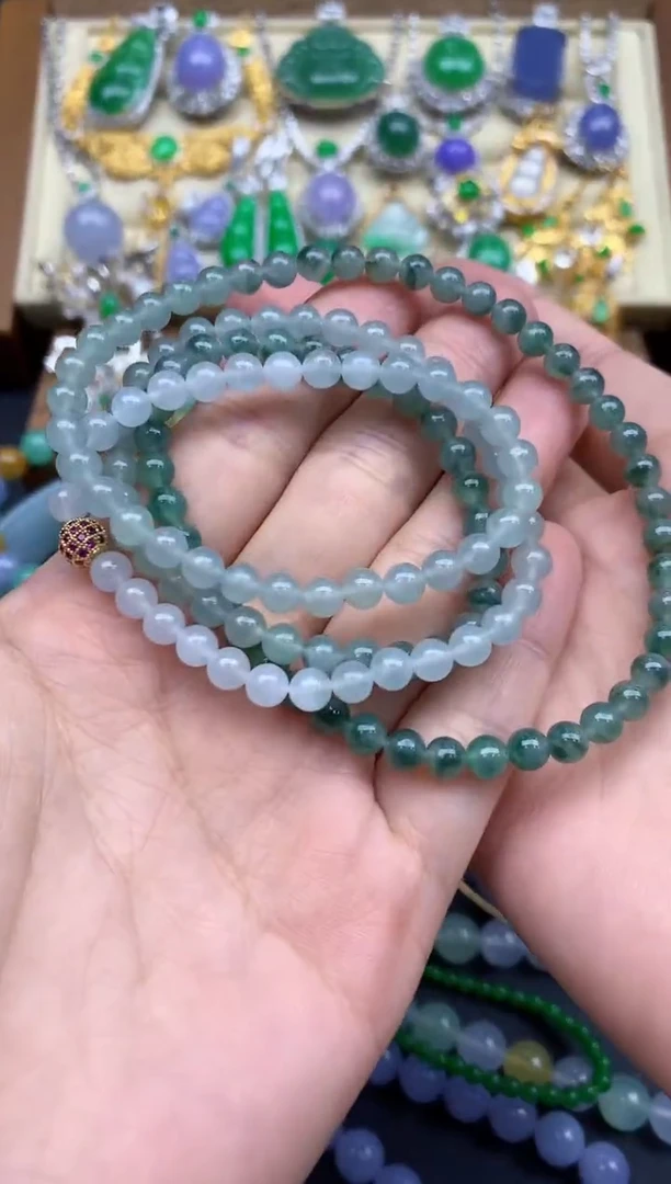 翡翠未镶嵌颈饰47-春日珠宝