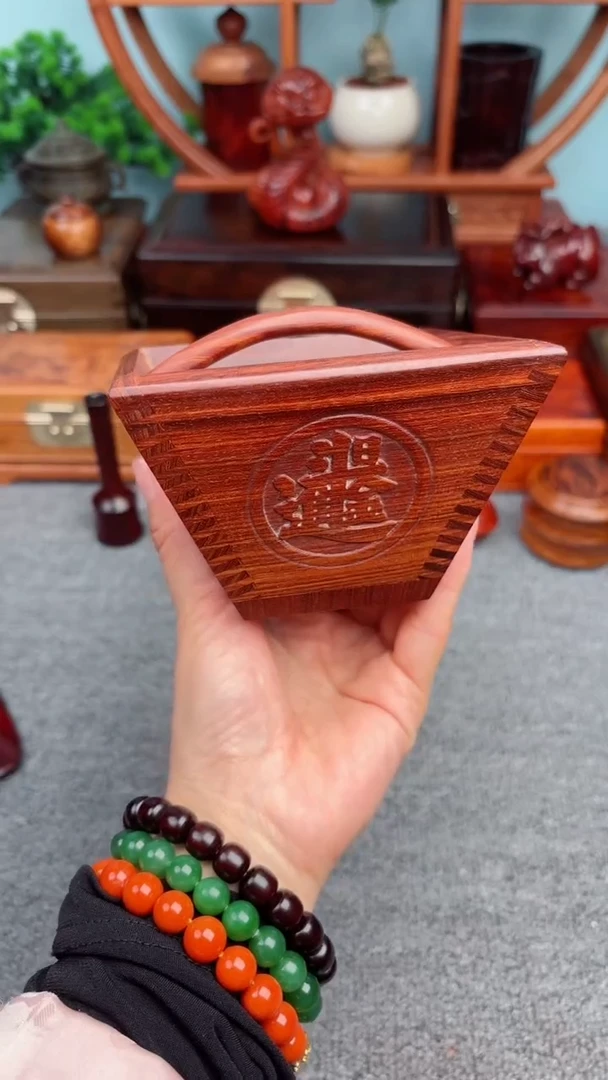 【闪购商品】老板娘推荐红檀精工小斗