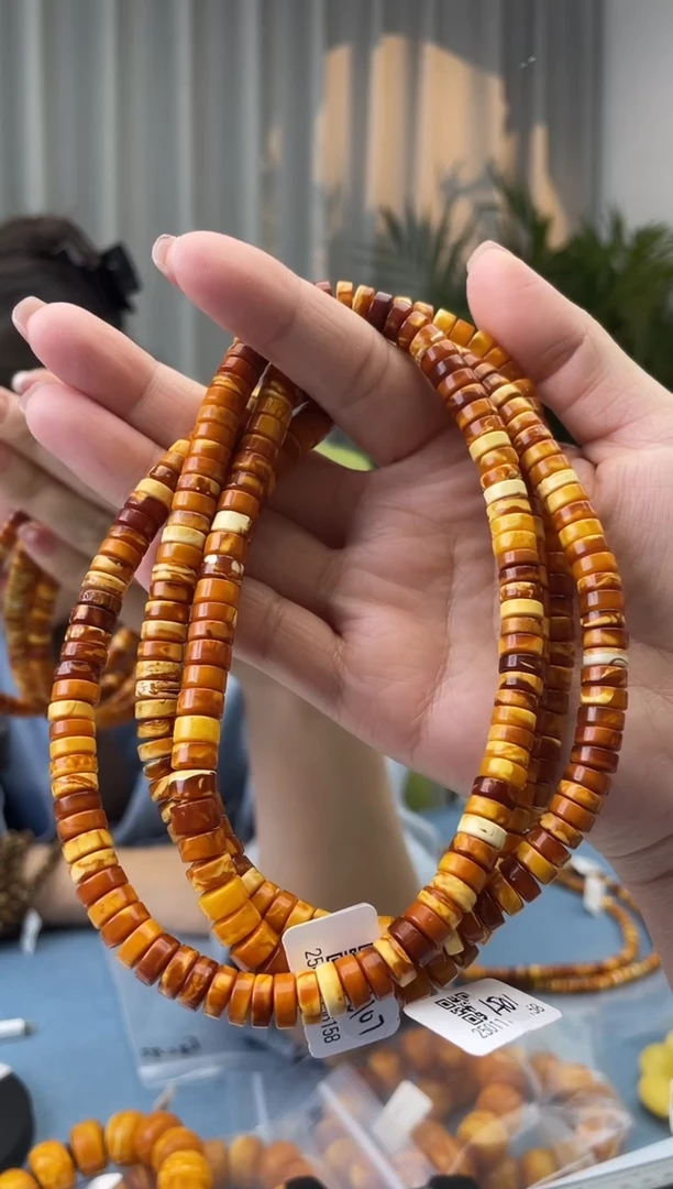 【闪购商品】蜜蜡珠宝奇石未镶嵌假一罚十，多样性发一件026.7