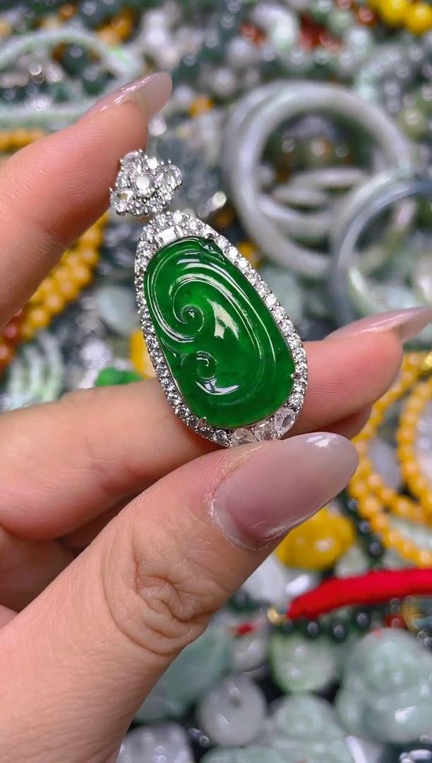 颈饰未镶嵌翡翠多样性择优发货