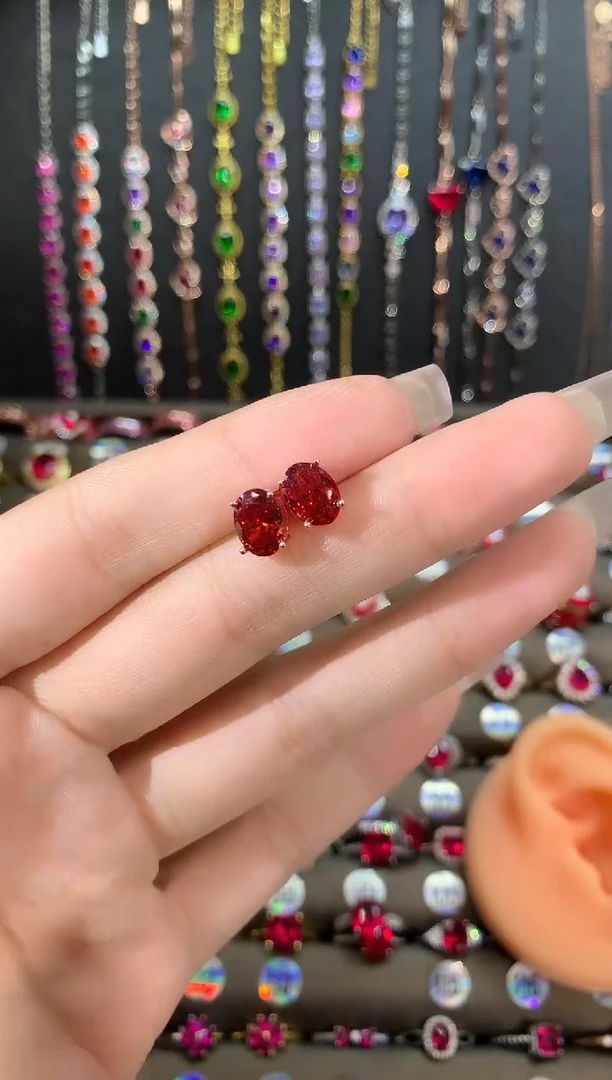 银S925镶嵌耳饰石榴石（芬达石）68玫瑰金