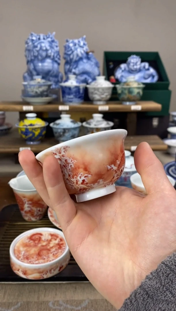 【闪购商品】矾红鱼化龙压手杯杯