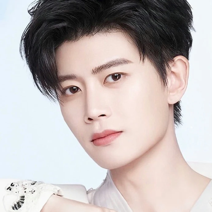 任嘉伦镭射小卡周边合集