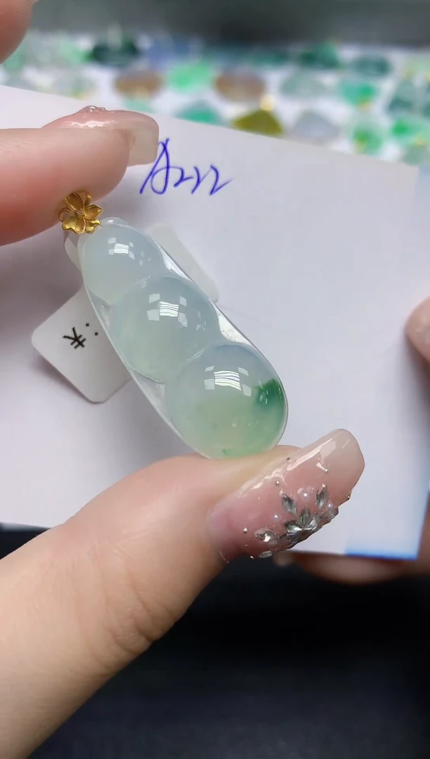 颈饰18K金镶嵌翡翠天然缅甸翡翠A货翡翠百元以上9元证书费自理