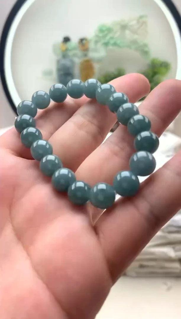 颈饰未镶嵌翡翠手串