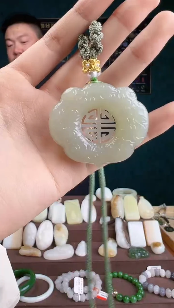 【闪购商品】和田玉颈饰未镶嵌ZZ 拍一发一 多样性发货