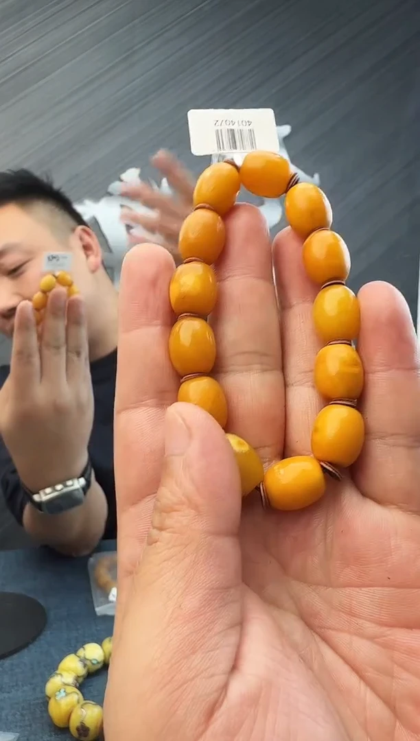 蜜蜡未镶嵌珠宝奇石假一罚十17，多样性发其一