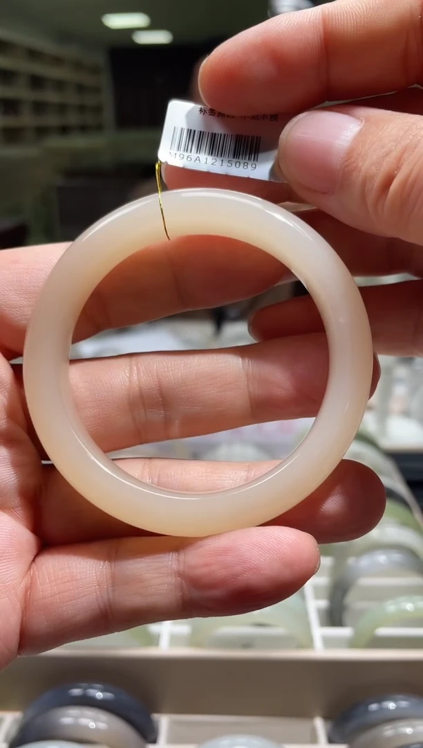 未镶嵌手镯和田玉54-55圈口 5089