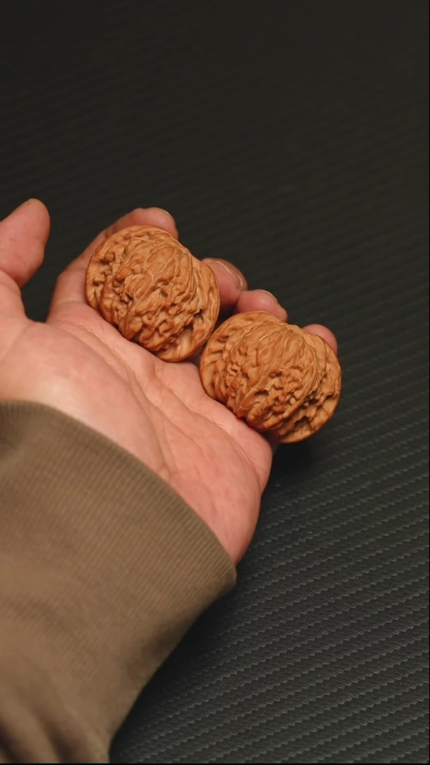 吊坠文玩核桃精品山地磨43