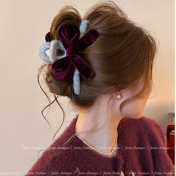 丝绒蝴蝶结头发抓夹女2025新款高级感鲨鱼夹盘发后脑勺发夹秋发饰