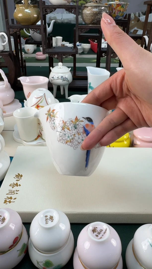 【闪购商品】瓷器 ······.......