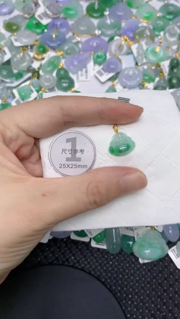 颈饰18K金镶嵌翡翠11111111