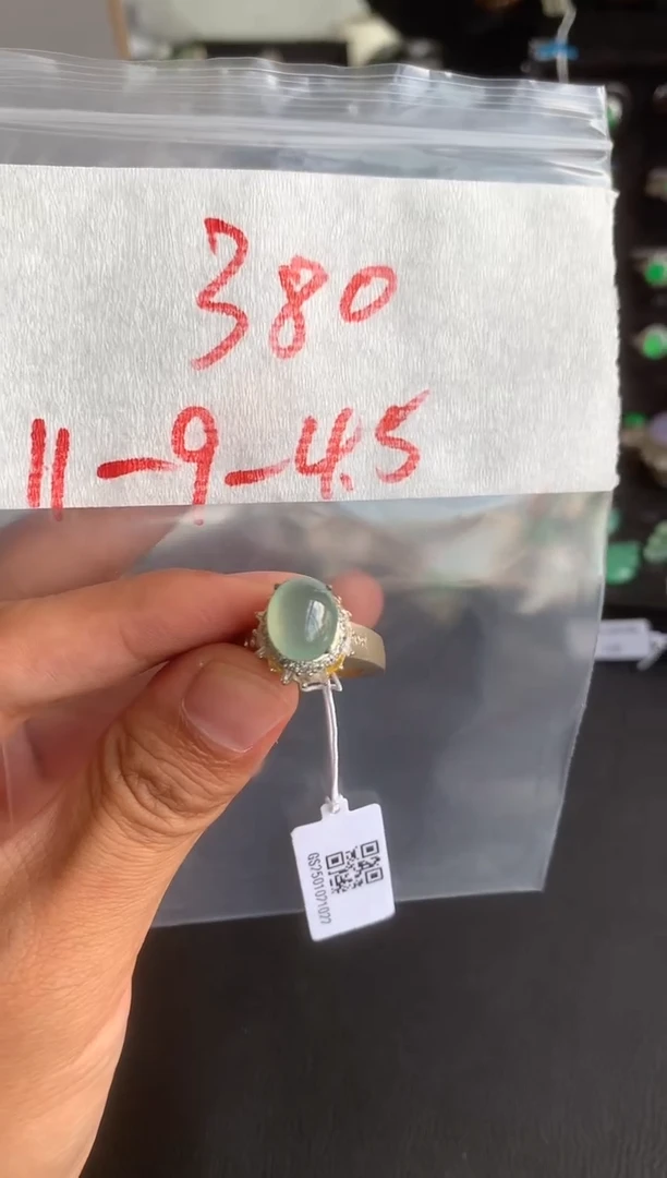 未镶嵌定制翡翠缅甸A货翡翠，拍一发一
