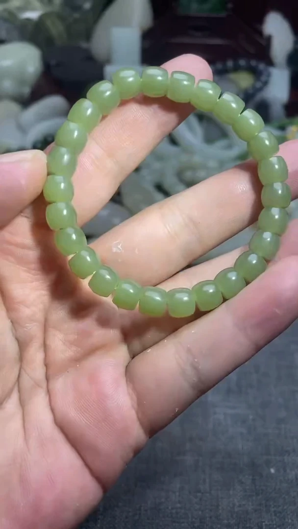 颈饰未镶嵌和田玉黄口手串