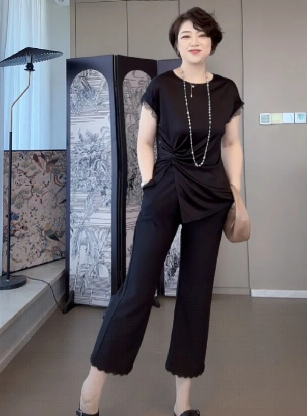 【U.M】国民裤蕾丝拼接微喇小黑裤显瘦高弹松紧腰