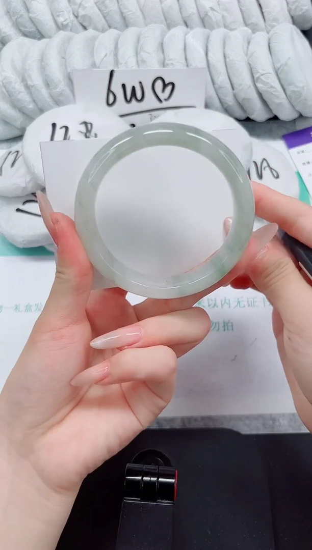 石英质玉手镯未镶嵌196-60.1