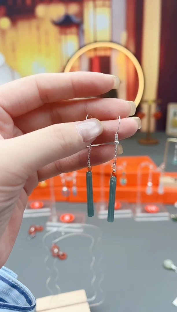 未镶嵌翡翠耳饰320